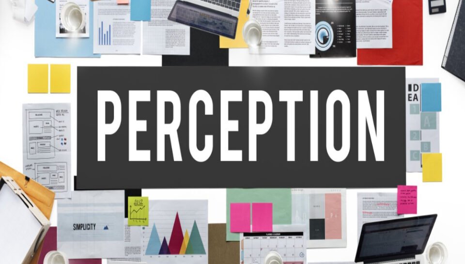 Explain the impact of envelope design on recipient perception. Hello InTech